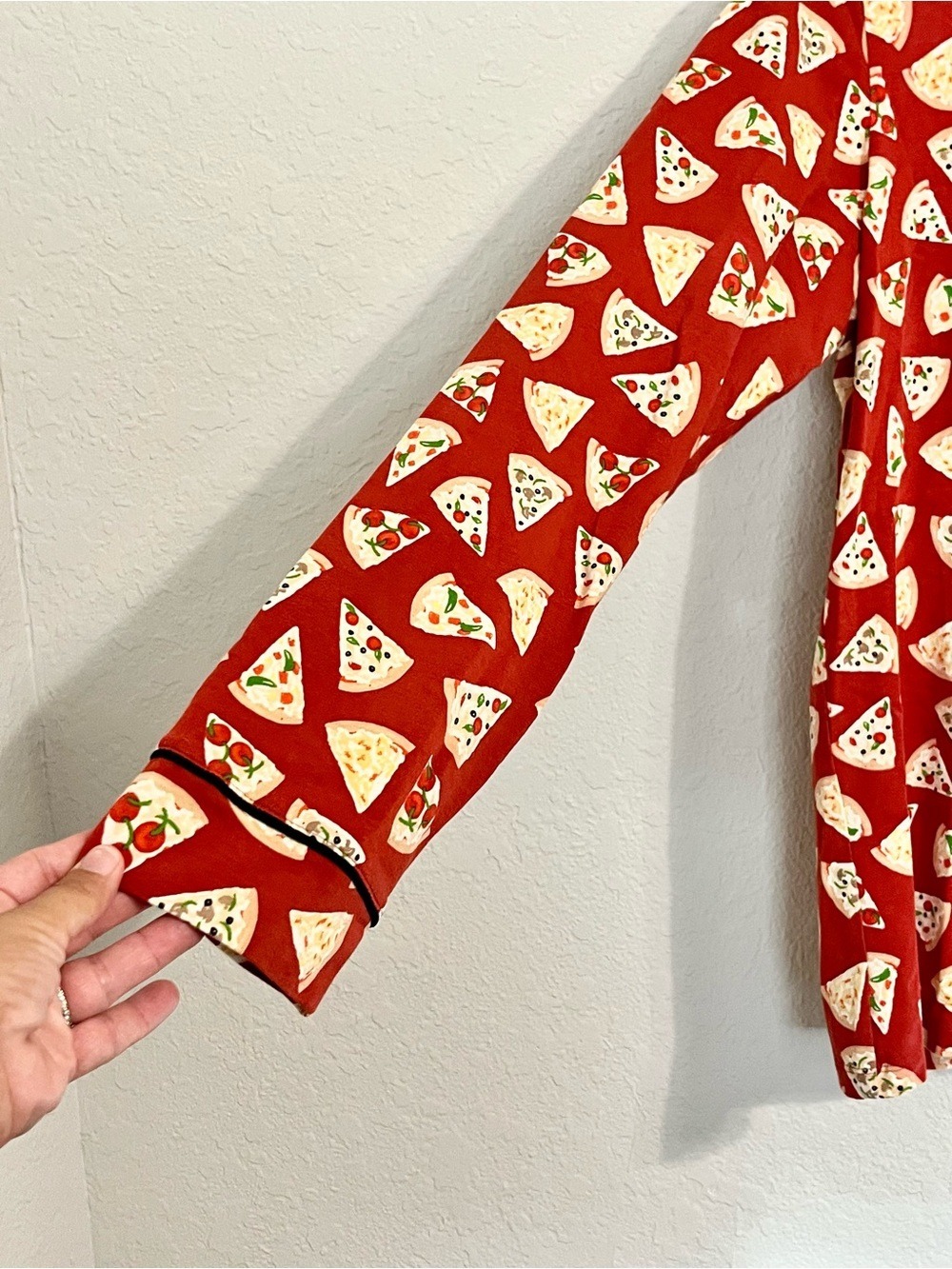 BedHead Pizza Party Organic Cotton Pizza Print Pajama Top XS Button Front PJ Top - Picture 5 of 7